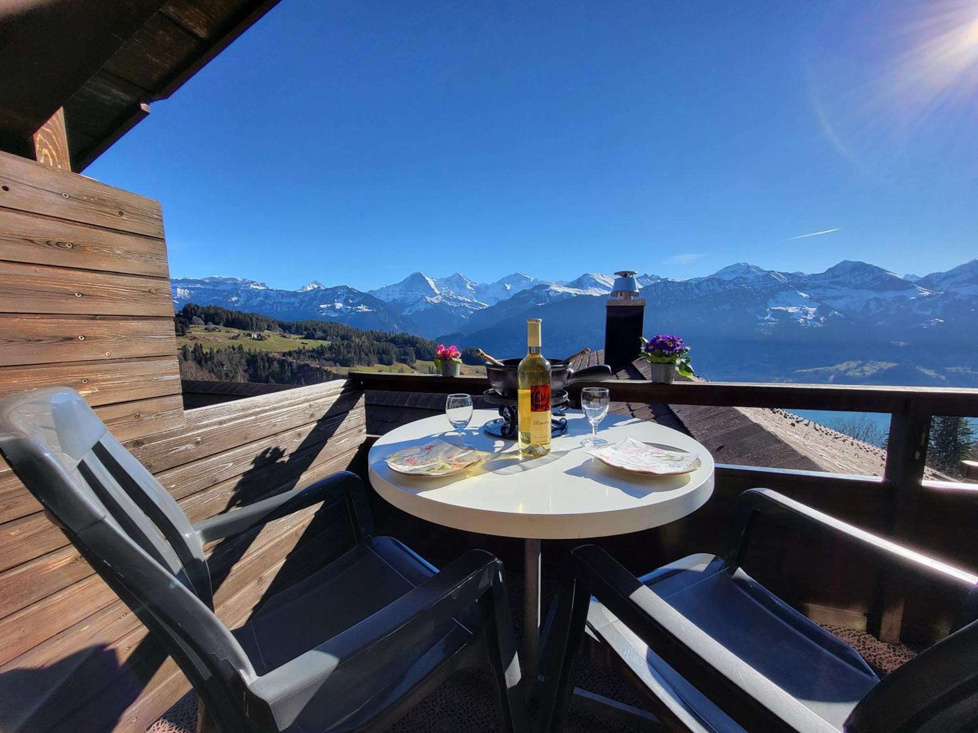 Chalet Lilo 2 Zimmer Top Mountain View Beatenberg Exterior photo